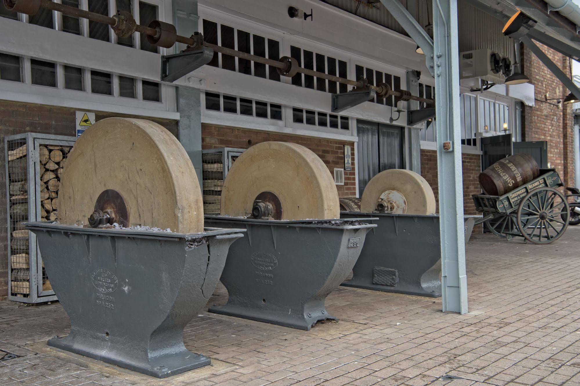 The Ship & Trades Chatham (Kent) Exterior foto